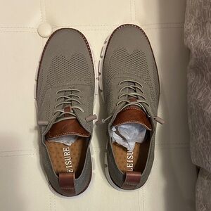 Men's Leisure Tan Knit Sneakers